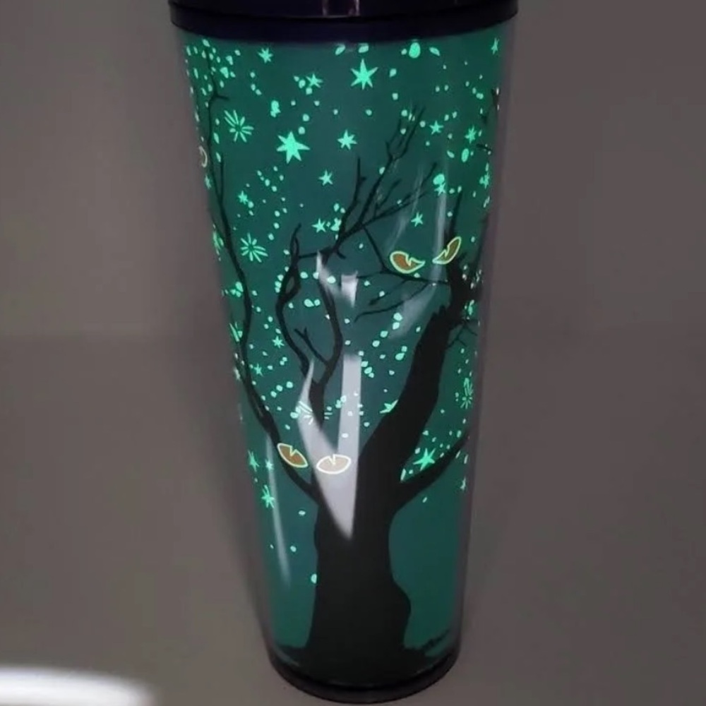 🥤Buy 2 Cups Get 1 FREE - Starbucks - Halloween Glow-In-The-Dark 24 Oz.